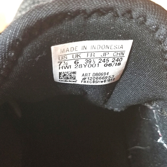 Adidas Running Shoes - Picture 5 of 5